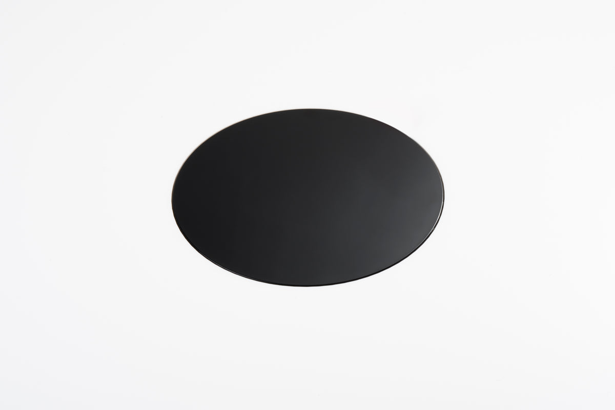 Scanstrut SC-CW-07F ROKK Wireless Sub 10W charger, flat round black disc shown from above on white